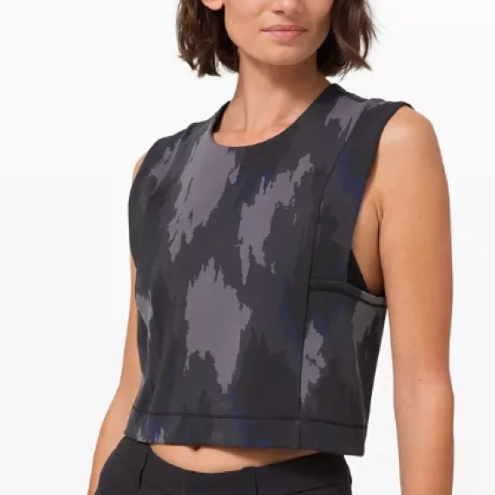 Lulu Lemon top